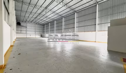 Galpão Industrial com 600m² para locação em Brusque