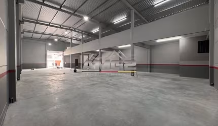 Galpão Industrial para locação com 600m² com mezanino no Dom Joaquim em Brusque SC