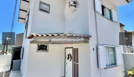 Casa mobiliada com 3 quartos e 2 banheiros no Dom Joaquim em Brusque