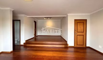 Apartamento com 4 quartos para alugar na Avenida Visconde de Guarapuava, 4177, Batel, Curitiba, 161 m2 por R$ 5.500