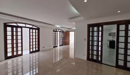 Casa para Venda em São Bernardo do Campo, Parque Terra Nova, 3 dormitórios, 2 suítes, 3 banheiros, 5 vagas