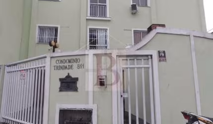 Apartamento de 2 quartos na Trindade - Rua Mana Junior