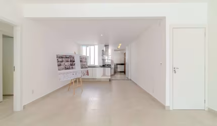 Imperdível oportunidade: Apartamento à venda em Copacabana, Rio de Janeiro-RJ, com 3 quartos, 1 suíte, 2 banheiros e 135m² de área.