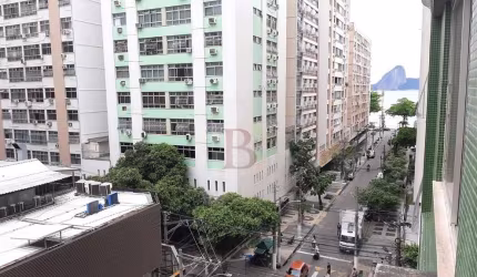 Apartamento de 3 quartos em Icaraí, Niterói-RJ, com 2 salas, 3 banheiros, 1 vaga e 120m² de área!