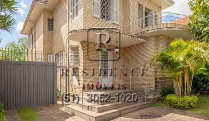 Casa com 3 quartos à venda na Rua General Gomes Carneiro, 258, Medianeira, Porto Alegre, 1100 m2 por R$ 990.000