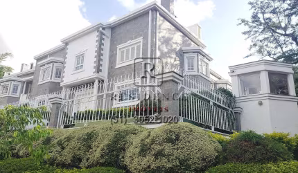 Casa em condomínio fechado com 4 quartos para alugar na Avenida Luiz Manoel Gonzaga, 767, Três Figueiras, Porto Alegre, 504 m2 por R$ 11.000