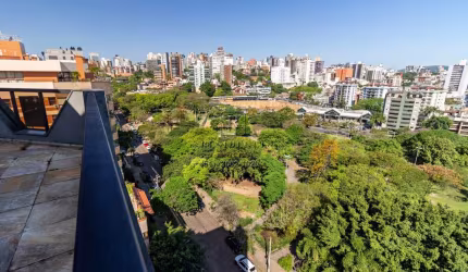 Cobertura de Luxo na Bela Vista, Porto Alegre - 3 Quartos, 2 Suítes, 2 Salas, 3 Vagas - 360,85m² - Vista para Praça da Encol