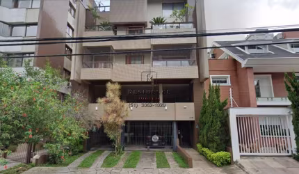 Cobertura de Luxo no Petrópolis: 3 Quartos, 1 Suíte, Mobiliada com Piscina - Porto Alegre-RS