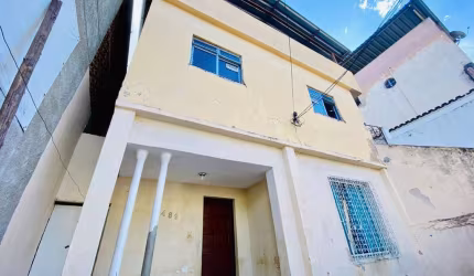casa estilo sobrado - Bairro Bandeirantes - 3 quartos