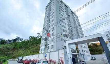 Teixeiras - 2 quartos - prédio com elevador