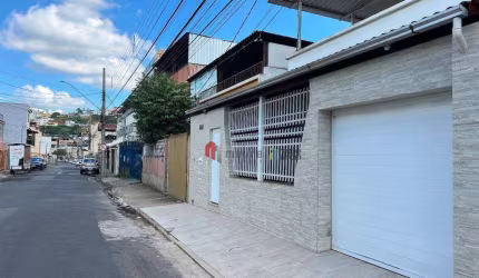 Santa Luzia - Casa 3 quartos - garagem - Quintal
