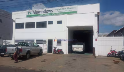 Galpão à venda, 698 m² por R$ 2.300.000,00 - Distrito Industrial João Narezzi - Indaiatuba/SP