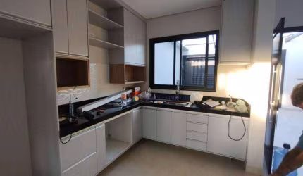 Casa com 3 dormitórios à venda, 121 m² por R$ 850.000,00 -  Jardim Residencial Nova Veneza - Indaiatuba/SP