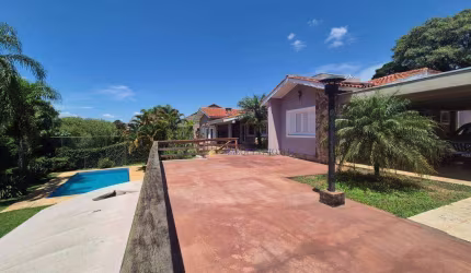 Casa com 3 dormitórios à venda, 503 m² por R$ 2.550.000,00 - Condomínio Marambaia - Vinhedo/SP