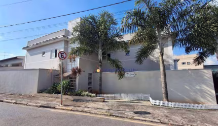 Casa à venda, 106 m² por R$ 745.000,00 - Vila Pasti - Louveira/SP