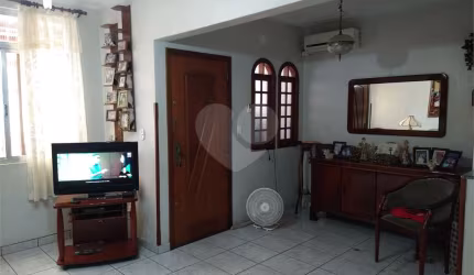 Sobrado com 3 quartos à venda em Vila Cascatinha - SP