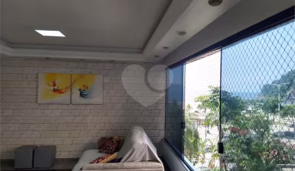 Apartamento com 3 quartos à venda em Itararé - SP