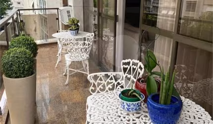 Apartamento com 4 quartos à venda em Gonzaga - SP