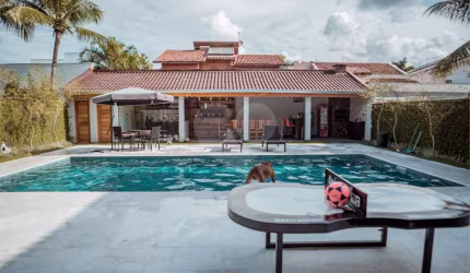 Casa com 4 quartos à venda em Jardim Acapulco - SP