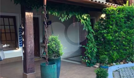 Casa com 4 quartos à venda em Juquehy - SP