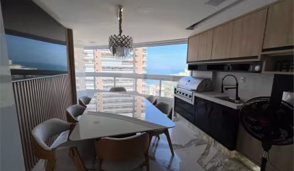 Apartamento com 3 quartos à venda em Canto Do Forte - SP