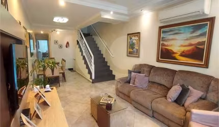 Casa com 4 quartos à venda em Aparecida - SP