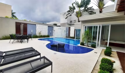Casa com 6 quartos à venda em Jardim Acapulco - SP