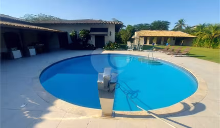 Casa com 8 quartos à venda ou para locação em Jardim Acapulco - SP