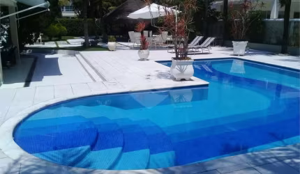 Casa com 4 quartos à venda ou para locação em Jardim Acapulco - SP