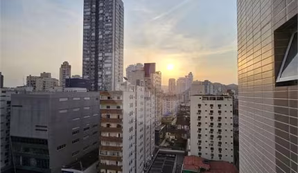 Apartamento com 3 quartos à venda em Gonzaga - SP