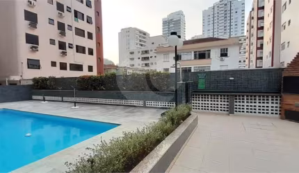 Apartamento com 2 quartos para locação em Gonzaga - SP