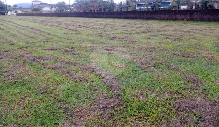 Terreno à venda em Jardim Acapulco - SP