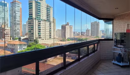 Apartamento com 3 quartos à venda em Embaré - SP