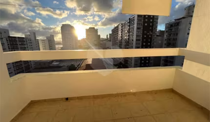 Apartamento com 3 quartos à venda em Gonzaga - SP