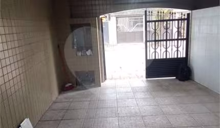 Casa térrea com 2 quartos à venda em Caneleira - SP