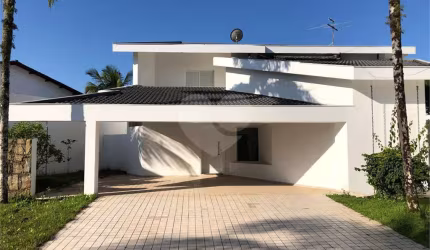Casa com 4 quartos à venda ou para locação em Jardim Acapulco - SP