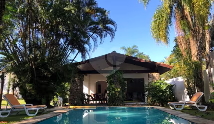 Casa com 3 quartos para locação em Jardim Acapulco - SP