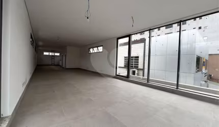 Loja para locação em Vila Mathias - SP