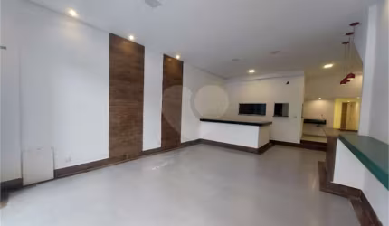 Salão Comercial à venda ou para locação em Centro - SP