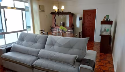 Apartamento com 3 quartos à venda em Embaré - SP