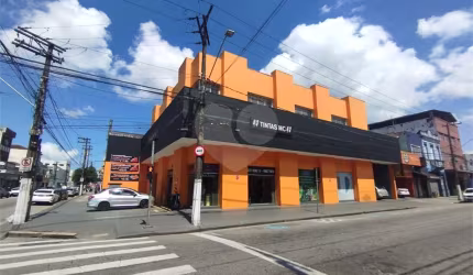 Loja para locação em Vila Mathias - SP