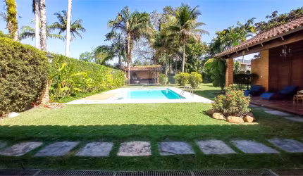 Condomínio com 4 quartos à venda em Jardim Acapulco - SP