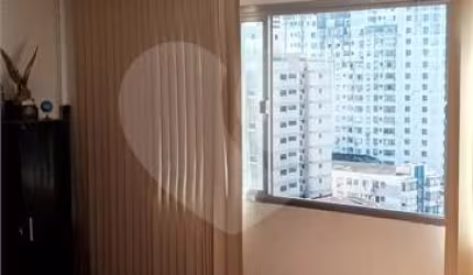 Apartamento com 1 quartos à venda em Centro - SP