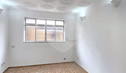Apartamento com 3 quartos à venda ou para locação em Encruzilhada - SP