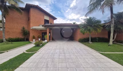 Casa com 5 quartos à venda ou para locação em Jardim Acapulco - SP