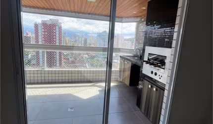 Apartamento com 3 quartos à venda ou para locação em Canto Do Forte - SP