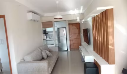 Apartamento com 2 quartos à venda em Embaré - SP