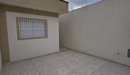 Casa Térrea Linda / Nova / Documentação ok / Aceita Financiamento / Aceita proposta de permuta.