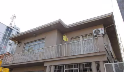 EXCELENTE  CASA