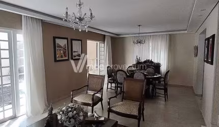Casa com 3 quartos à venda na Rua Evandro Batista Vieira, 1631, Loteamento Alphaville Campinas, Campinas, 178 m2 por R$ 950.000